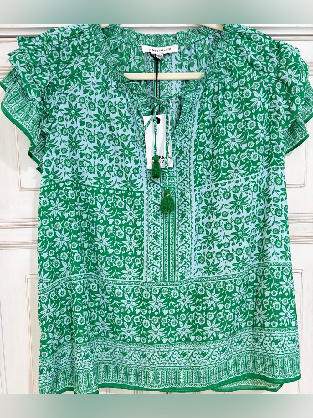 NWT SZ L Rose & Olive Two-Tone Green Floral Tassel Blouse